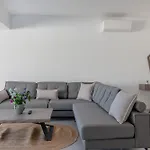 Swans Luxury Homes Апартаменты *