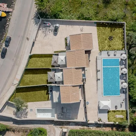 Swans Luxury Homes Apartamento Kommeno (Corfu)