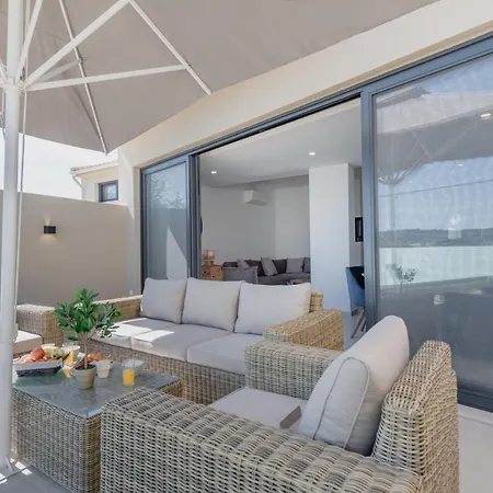 Swans Luxury Homes * Kommeno (Corfu)