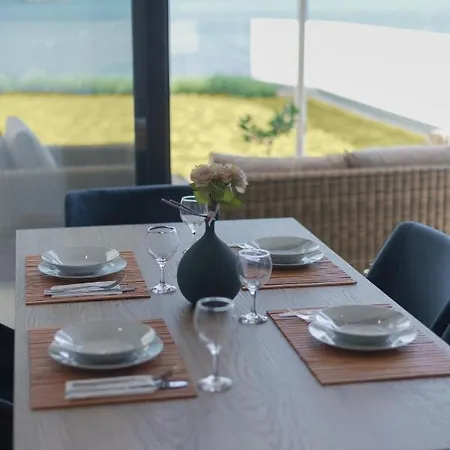 Swans Luxury Homes Apartament