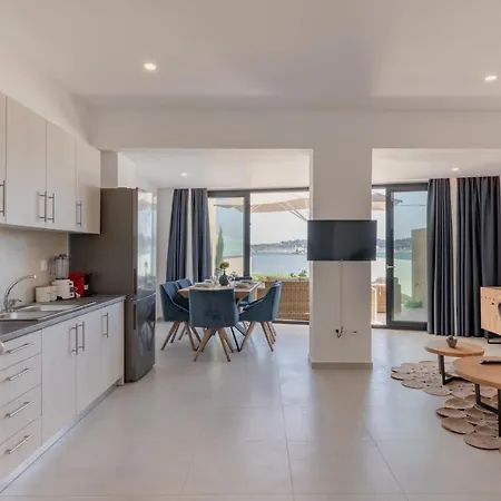 Swans Luxury Homes
