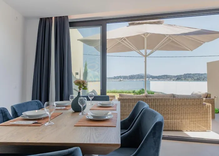 Swans Luxury Homes *