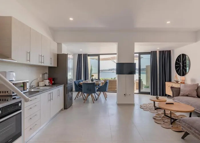 Swans Luxury Homes